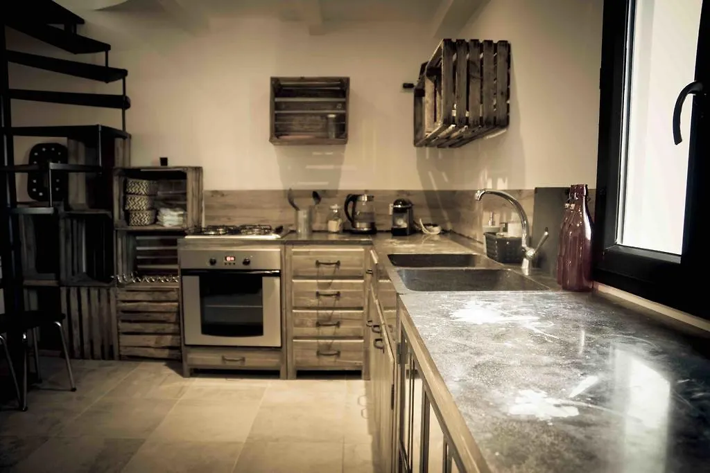 Mas Lafleur Bed & Breakfast Chateaurenard France